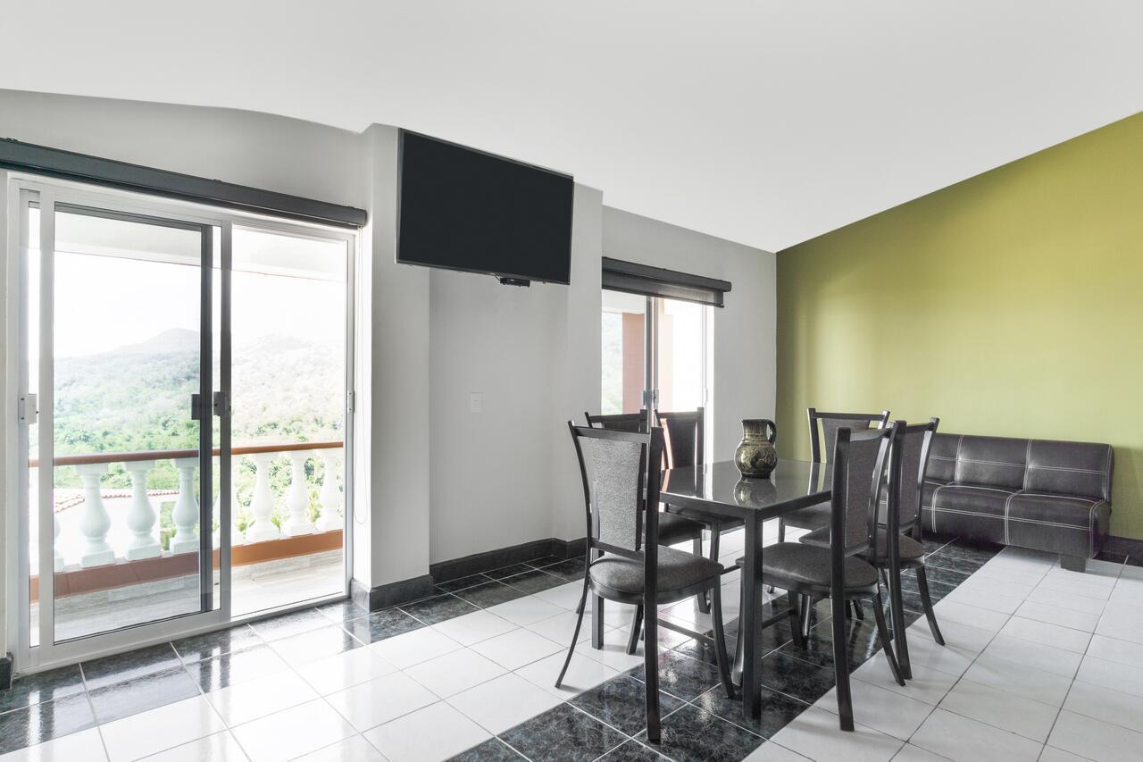 Grand View Suites มานซานิโญ ภายนอก รูปภาพ
